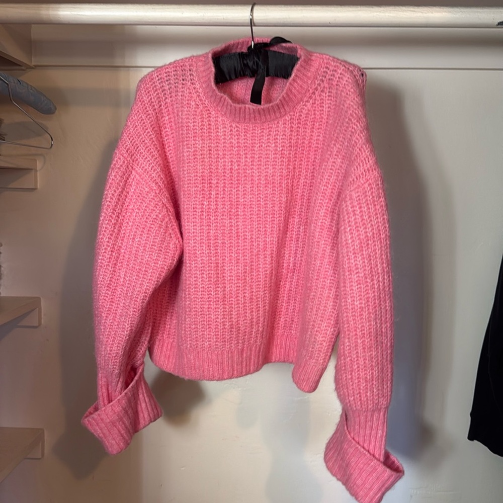 Zara Sweater, Pink - size Large